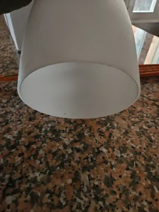 Lampadario vetro bianco opaco alto 32 e diam 16