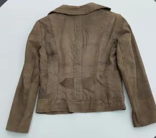 Chaqueta Piel Corta Mango verde