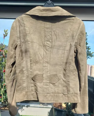 Chaqueta Piel Corta Mango verde