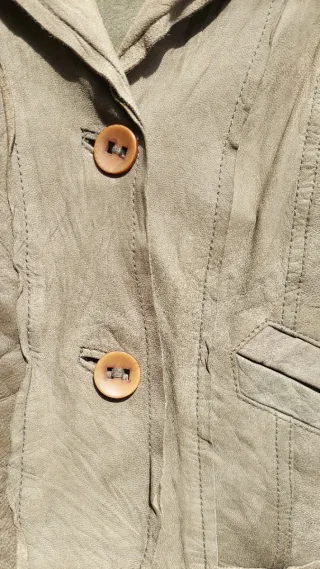 Chaqueta Piel Corta Mango verde