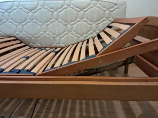 Cama articulada eléctrica madera