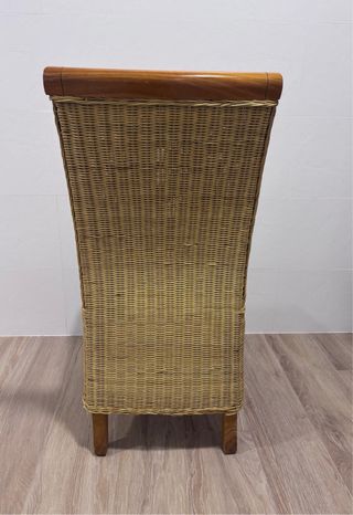 Sillas de comedor madera y mimbre