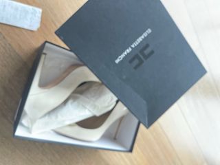 Elisabetta Franchi Décolleté