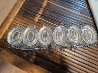 Especiero de Vidrio con Soporte Metal