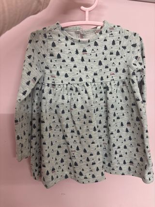 Vestido bebé estampado árboles y montañas