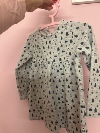 Vestido bebé estampado árboles y montañas