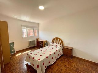 Piso en alquiler en Pajaritos - Plaza de Toros en Granada