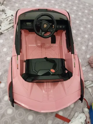 Coche eléctrico infantil rosa