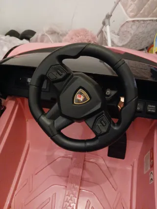 Coche eléctrico infantil rosa