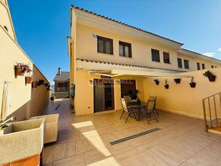 Casa pareada en venta en Alcoy/Alcoi