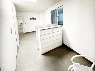 Local comercial en venta en Crevillent