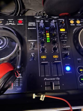 Pioneer DDJ-400 + Auriculares Beats Mixr