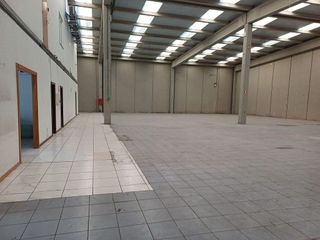 Nave industrial en alquiler en Peñacastillo - Nueva Montaña en Santander