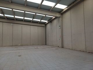 Nave industrial en alquiler en Peñacastillo - Nueva Montaña en Santander