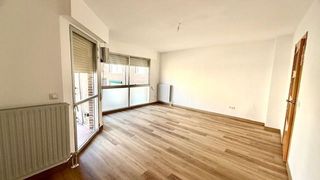 Piso en alquiler en Buenavista-Valparaíso-La Legua en Toledo