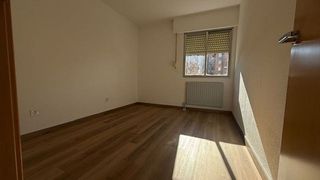 Piso en alquiler en Buenavista-Valparaíso-La Legua en Toledo