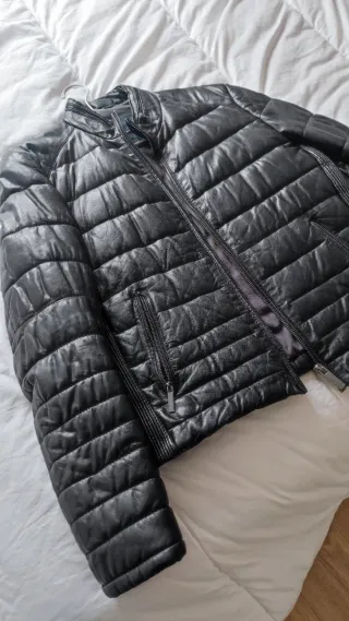 Cazadora Piel Negra Zara