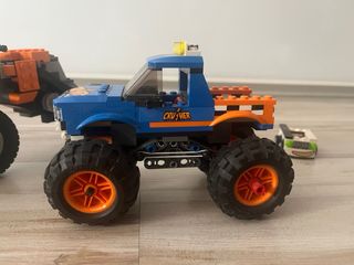 Lego montado y piezas sueltas