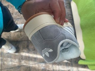 Adidas Campus Gris Talla 36 2/3