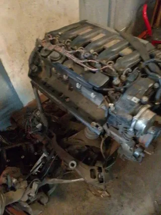 Motor BMW 525d: Bloque, Culata, Inyectores