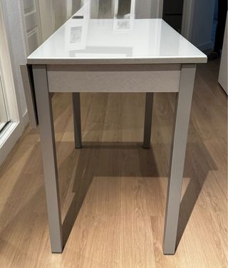 Mesa de cocina cristal y metal