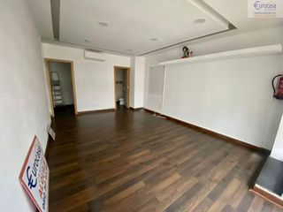 Local comercial en alquiler en Candelaria - Peña de Francia en Zamora