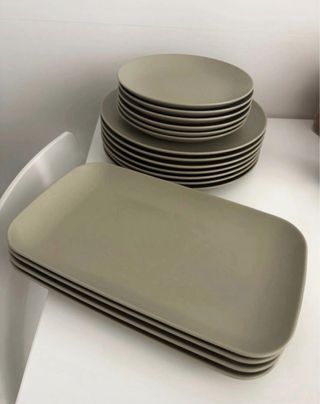 Vajilla mate verde oliva