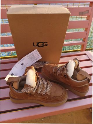 Stivali UGG Lowmel Arena Taglia 40