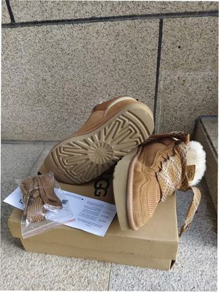 UGG Lowmel Arena Taglia 38