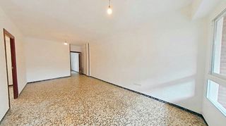 Piso en alquiler en Carolinas Bajas en Alicante