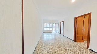 Piso en alquiler en Carolinas Bajas en Alicante