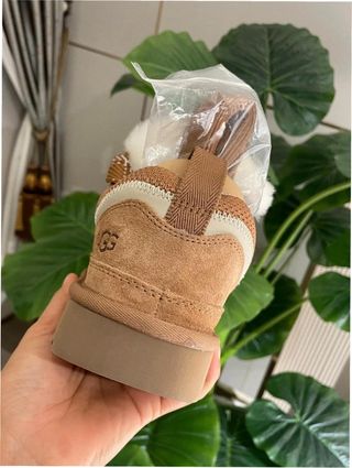 Stivaletti UGG Lowmel Arena Taglia 37
