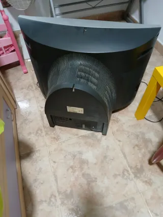 Televisor Samsung, retro,perfecto para videojuegos