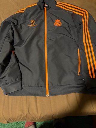 Chaqueta Adidas Champions Real Madrid Talla M