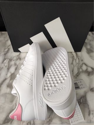 Zapatillas Adidas Blancas y Rosas