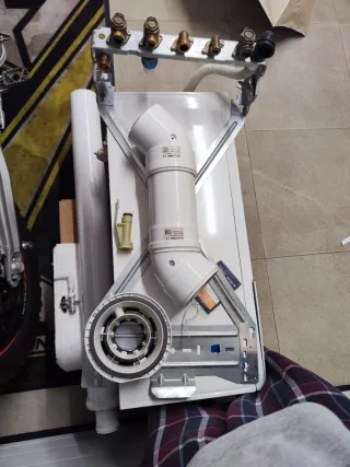 Caldera Junkers Cerapur 25kw como nueva