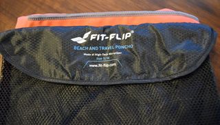 PONCHO LIGERO DE SURF - FIT-FLIP - Talla S-M