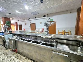 Local comercial en alquiler en Reyes Católicos en Alcalá de Henares