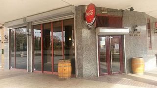 Local comercial en venta en Huerta del Rey en Valladolid