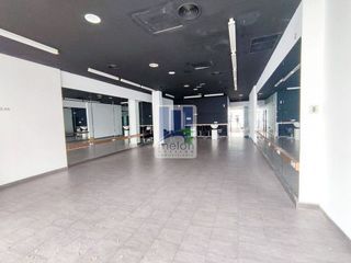 Local comercial en venta en Gamonal en Burgos