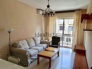 Piso en alquiler en San Julián en Sevilla