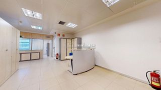 Oficina en alquiler en Os Mallos - San Cristóbal en Coruña (A)