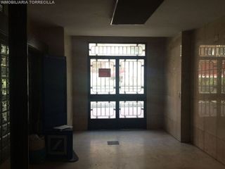 Local comercial en alquiler en Rondilla - Santa Clara en Valladolid