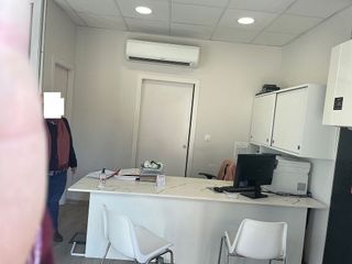 Oficina en alquiler en La Jota en Zaragoza