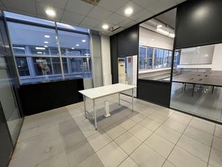 Nave industrial en alquiler en Port en Badalona