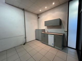 Nave industrial en alquiler en Port en Badalona