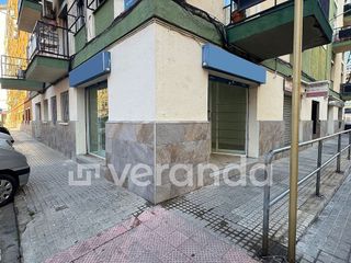 Local comercial en venta en Centre - Cordelles en Cerdanyola del Vallès