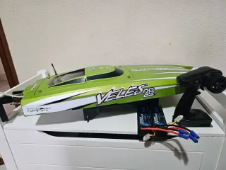 Lancha RC Catamarán Veles 29