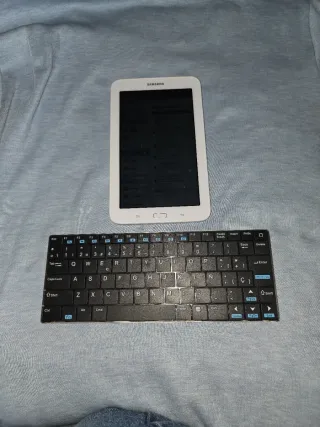 Tablet Samsung Galaxy Tab SM-T110-teclado Bluetoot