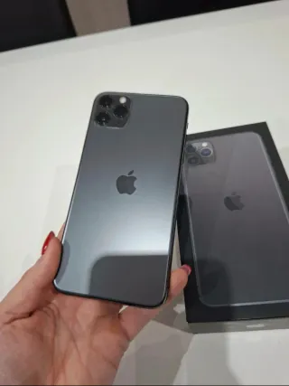 iPhone 11 Pro Max Grigio Siderale
